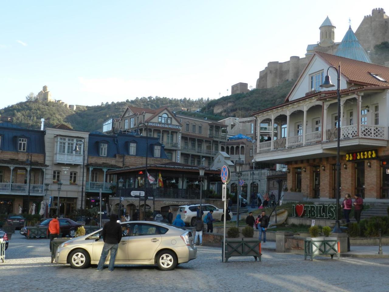Квартира В Центре Тбилиси Tbilisi Buitenkant foto